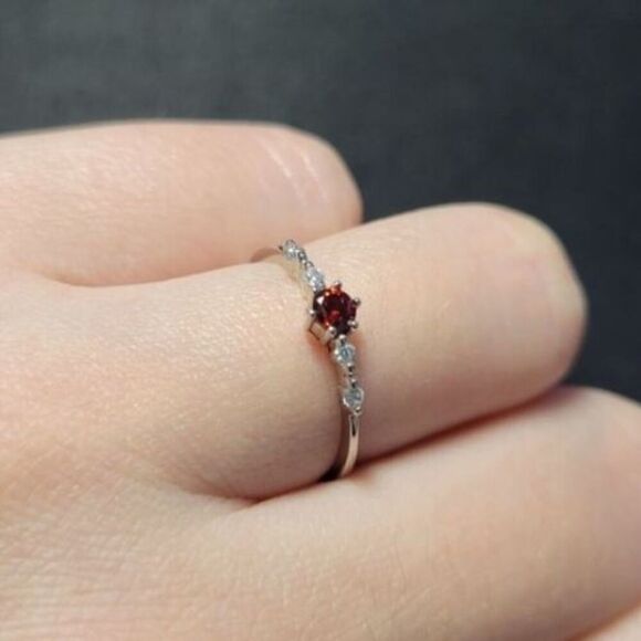 Sterling Silver Ring Size 7.75 925 Thin Band Red Cubic Zirconia CZ Dainty - Flaw - Picture 1 of 15